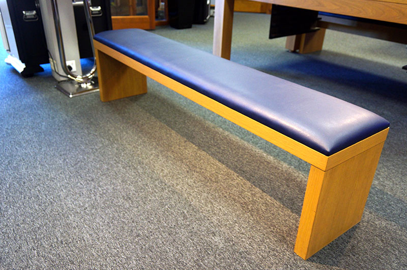 Billards Montfort Lewis Pool dining Table In Natural Oiled Oak: Showroom Clearance - Upholstered Bench